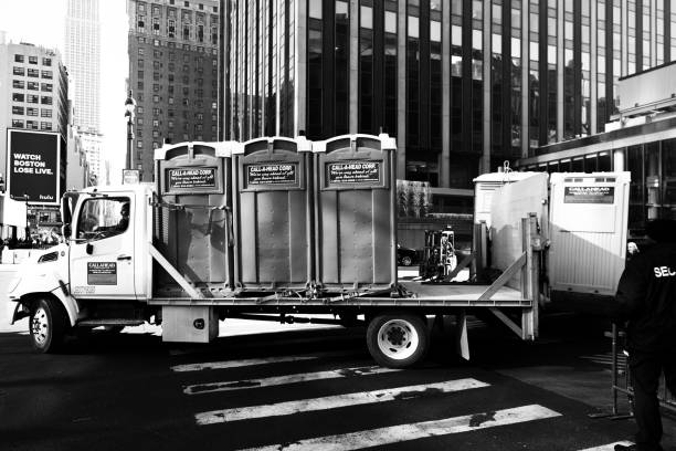 Best Emergency porta potty rental  in Bridgeview, IL